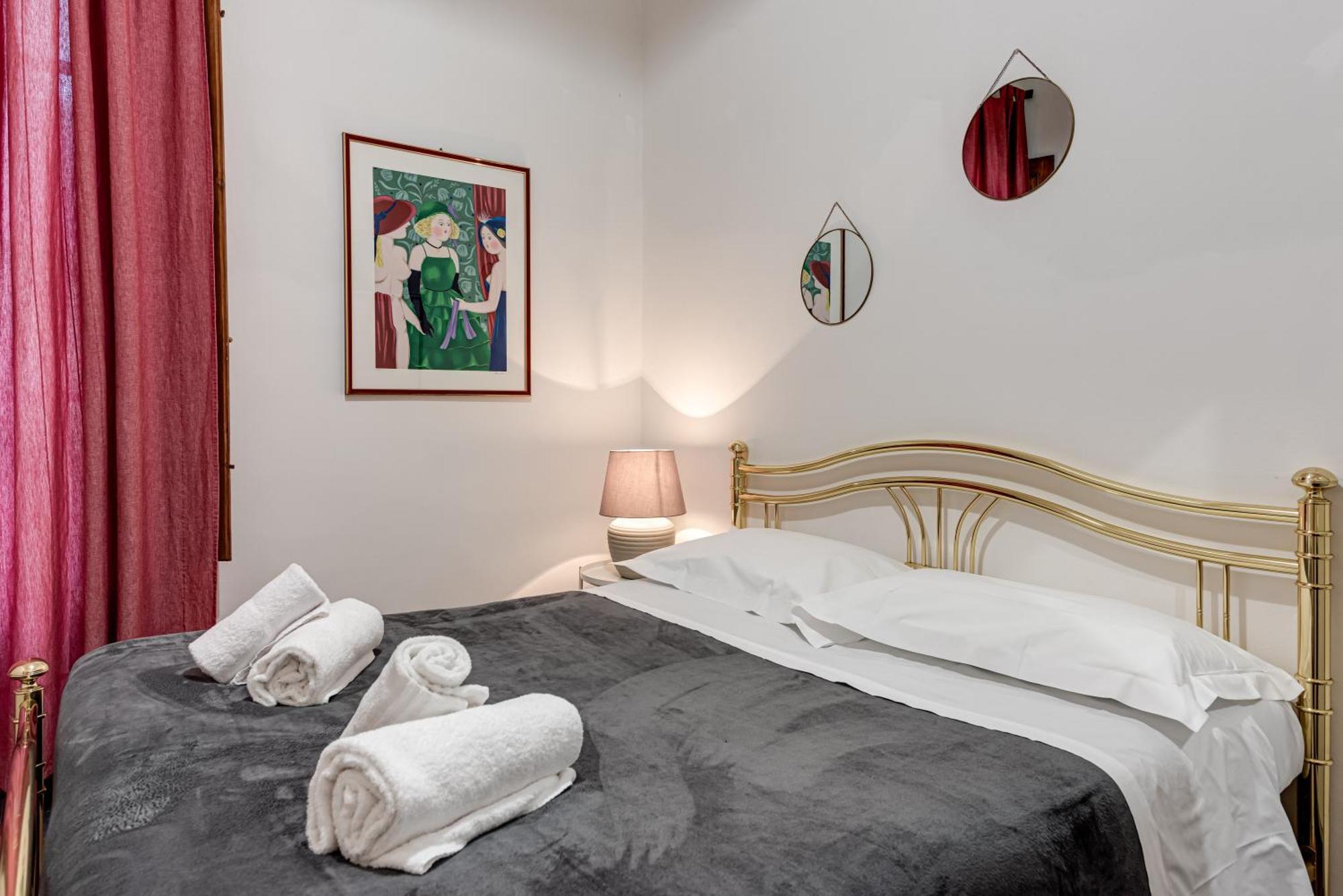 Amazing In Santa Croce Appartement